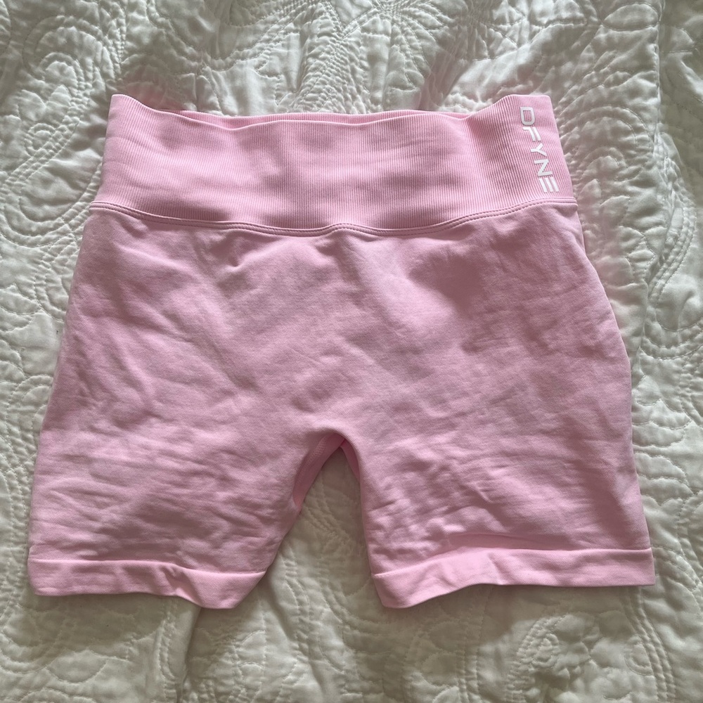 Dfyne shorts
